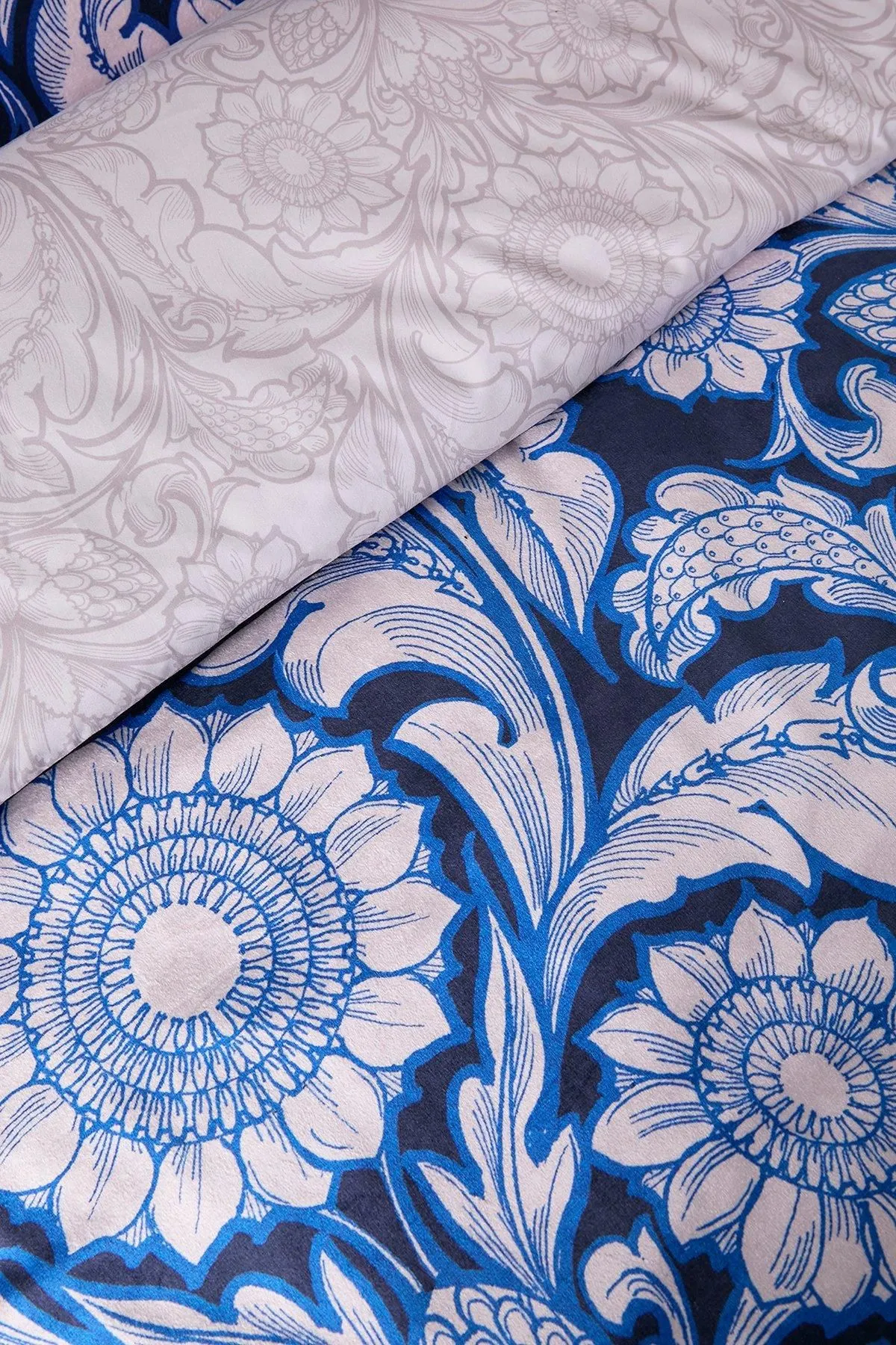 Laurence Llewelyn-Bowen 'Romilly' Floral Jacquard Duvet Cover Set in Blue 3