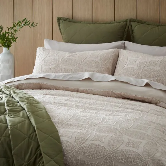 Alda Textured Duvet Cover and Pillowcase Set 3