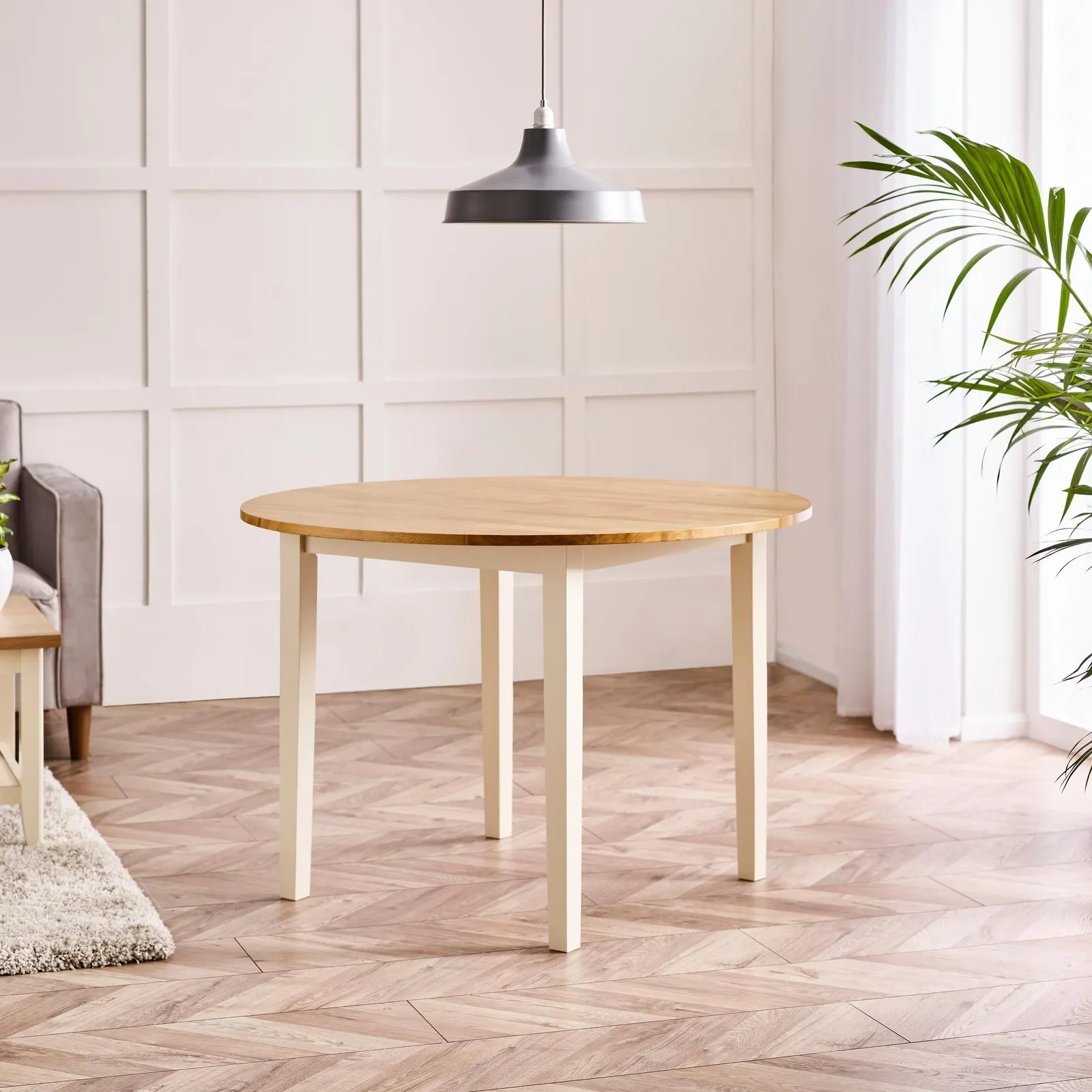 FurnitureboxUK Salcombe Round 4-Seater Solid Wood Dining Table In Cream with Oak Colour Top 2