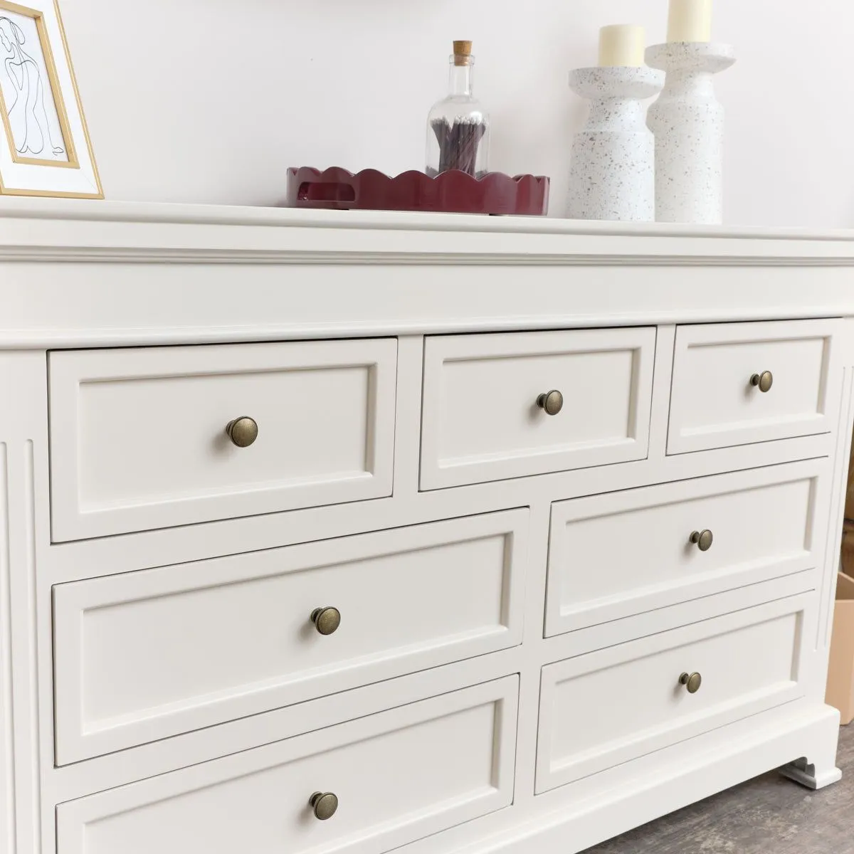 Melody Maison Large Ivory 7 Drawer Chest Of Drawers - Daventry Ivory Range 3