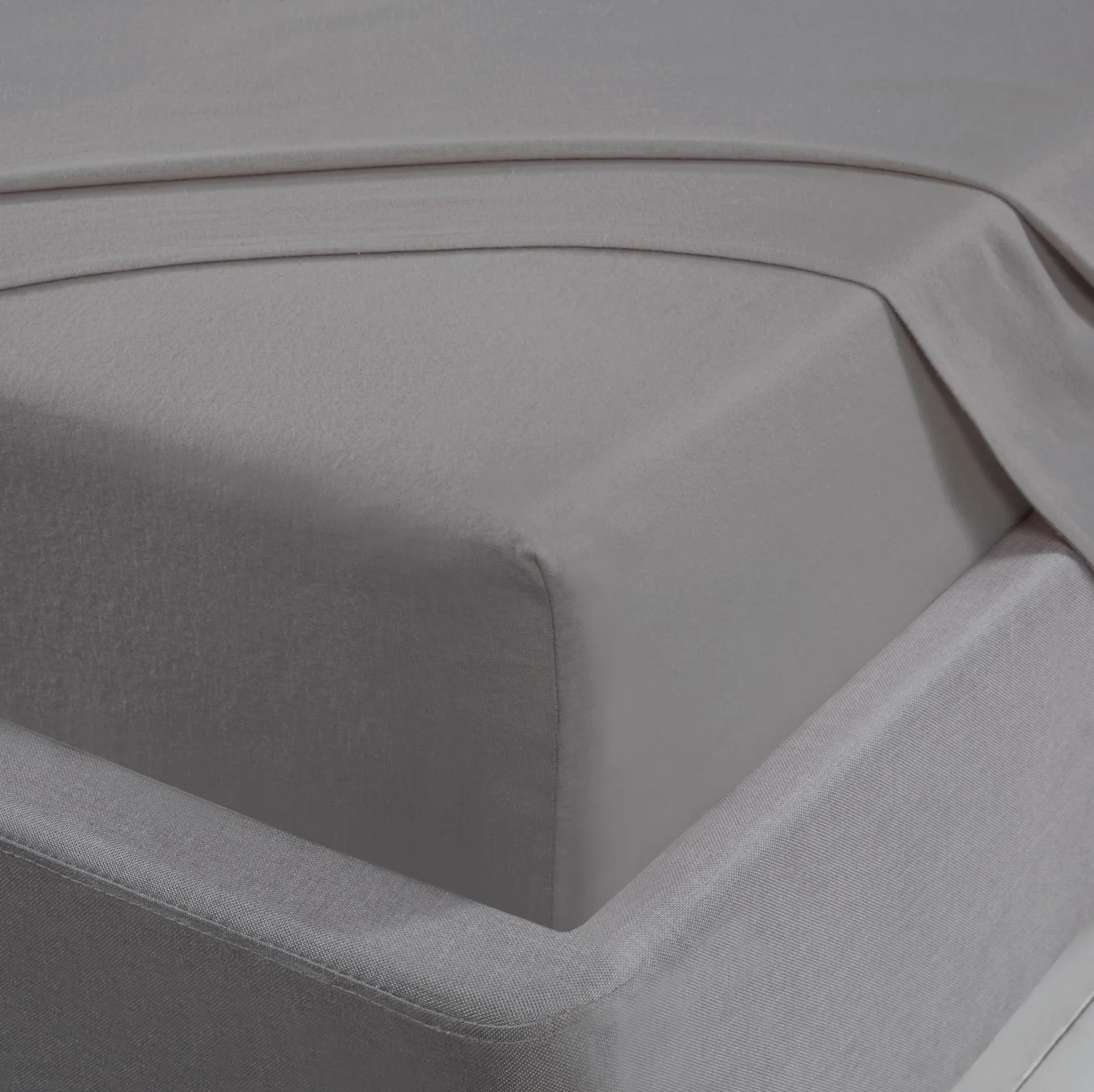 Smart Living 100% Brushed Cotton Flannelette Luxury 35cm Deep Fitted Sheet in Silver 1