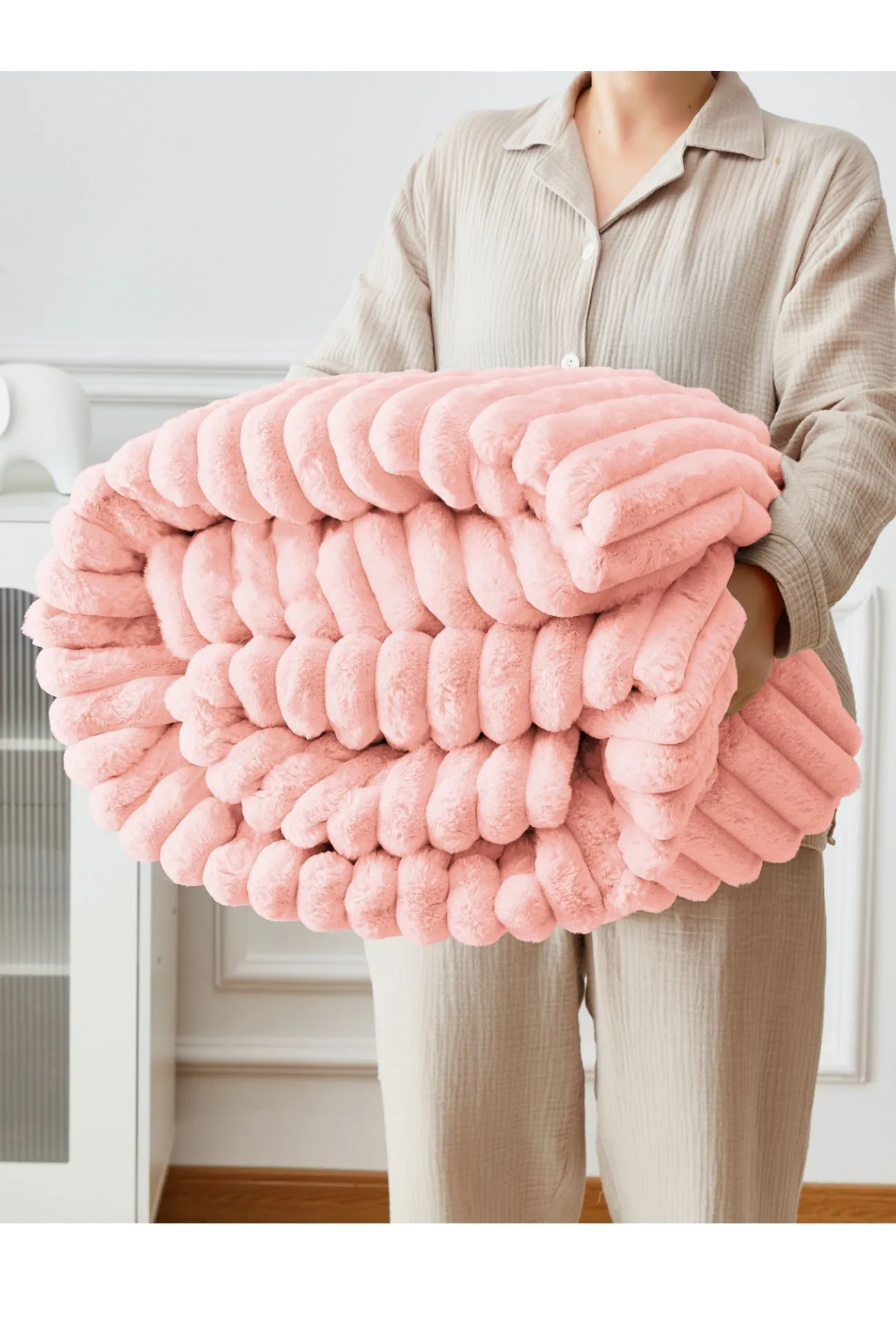 Ezysleep Super Soft Luxury Faux Fur Stripe Throw in Pink