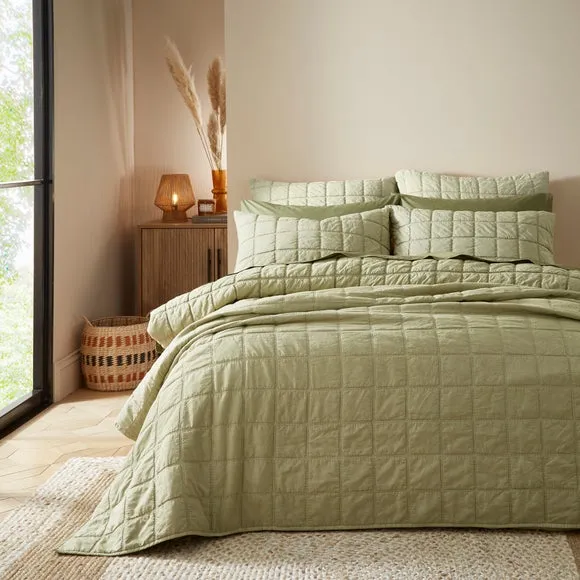 Evana Stitch Quilted Bedspread