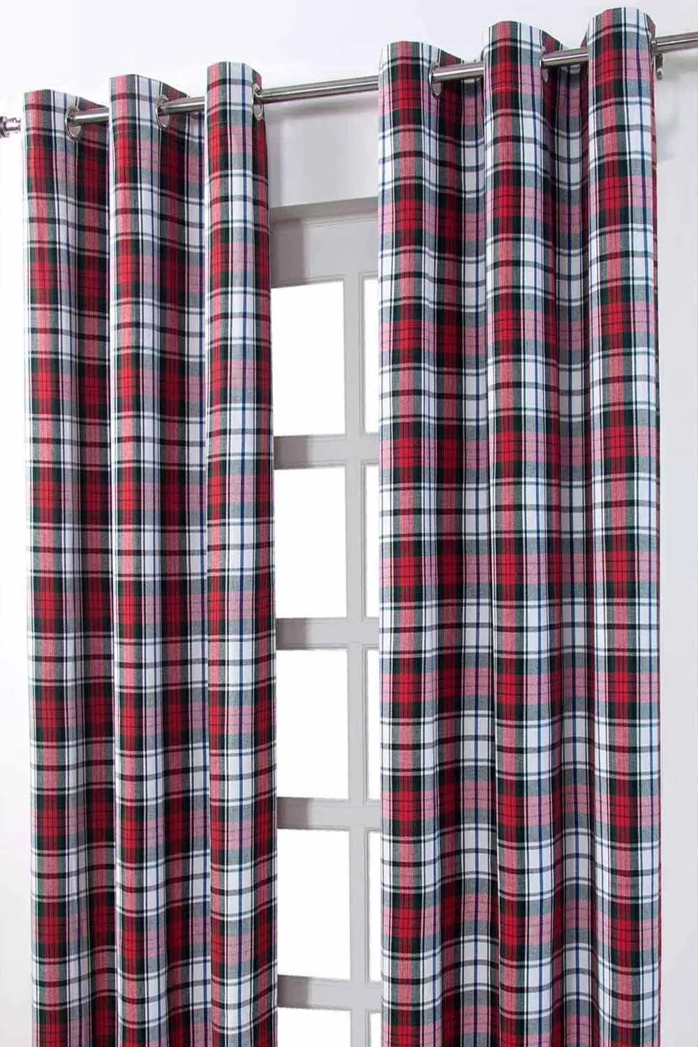 Homescapes Macduff Tartan Check Ready Made Eyelet Curtain Pair 2