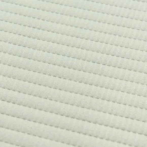 Spencer Pinsonic Bedspread 3