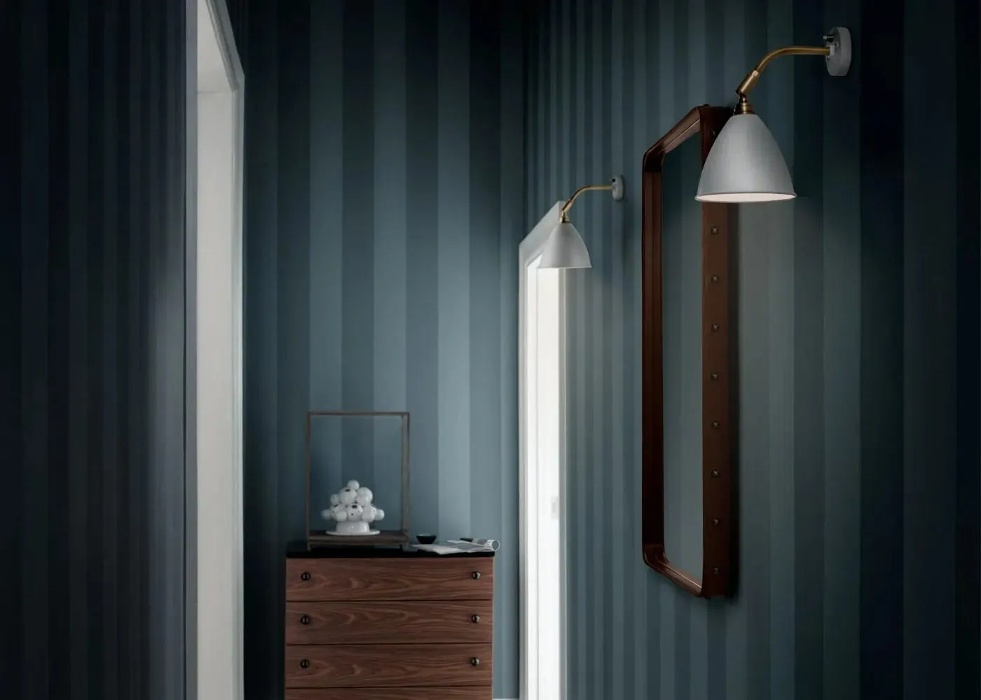 Gubi Bestlite BL7 Wall Lamp Base Bone China Shade 3