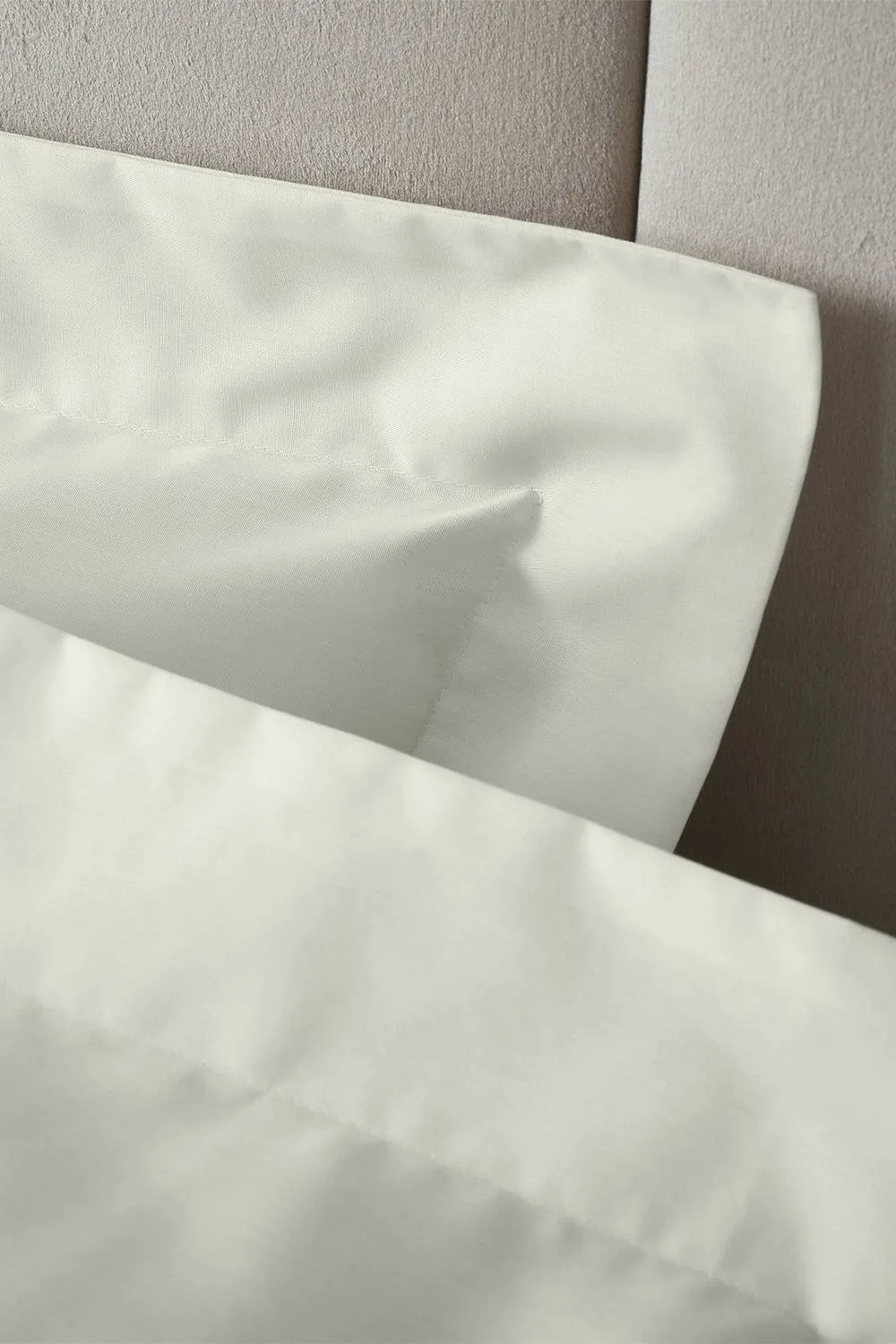 Bianca 180 Thread Count Egyptian Cotton Oxford Pillowcase in Cream 2