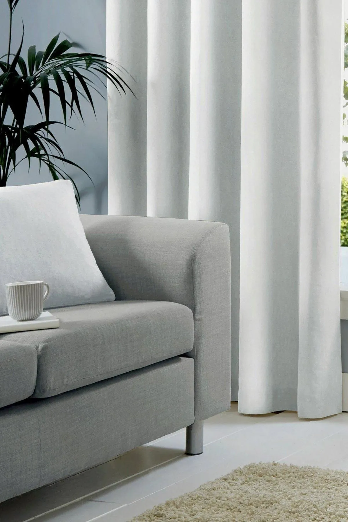 Fusion 'Sorbonne' Luxury Plain Dyed Filled Cushion 100% Cotton in White 3