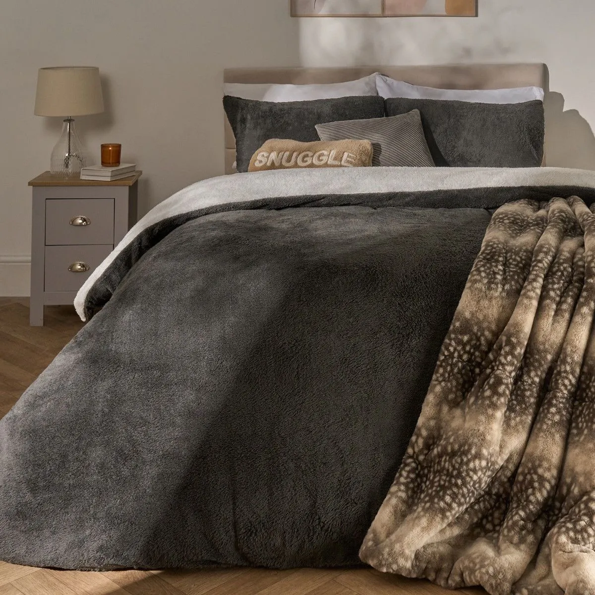 OHS Reversible Teddy Duvet Cover with Pillowcase in Grey