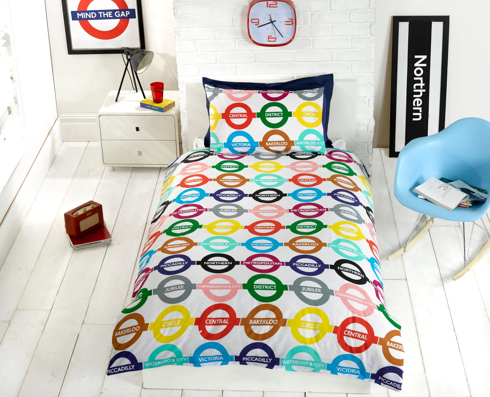Rapport Home London Underground Polycotton Duvet Cover Set With Pillowcase in White 2
