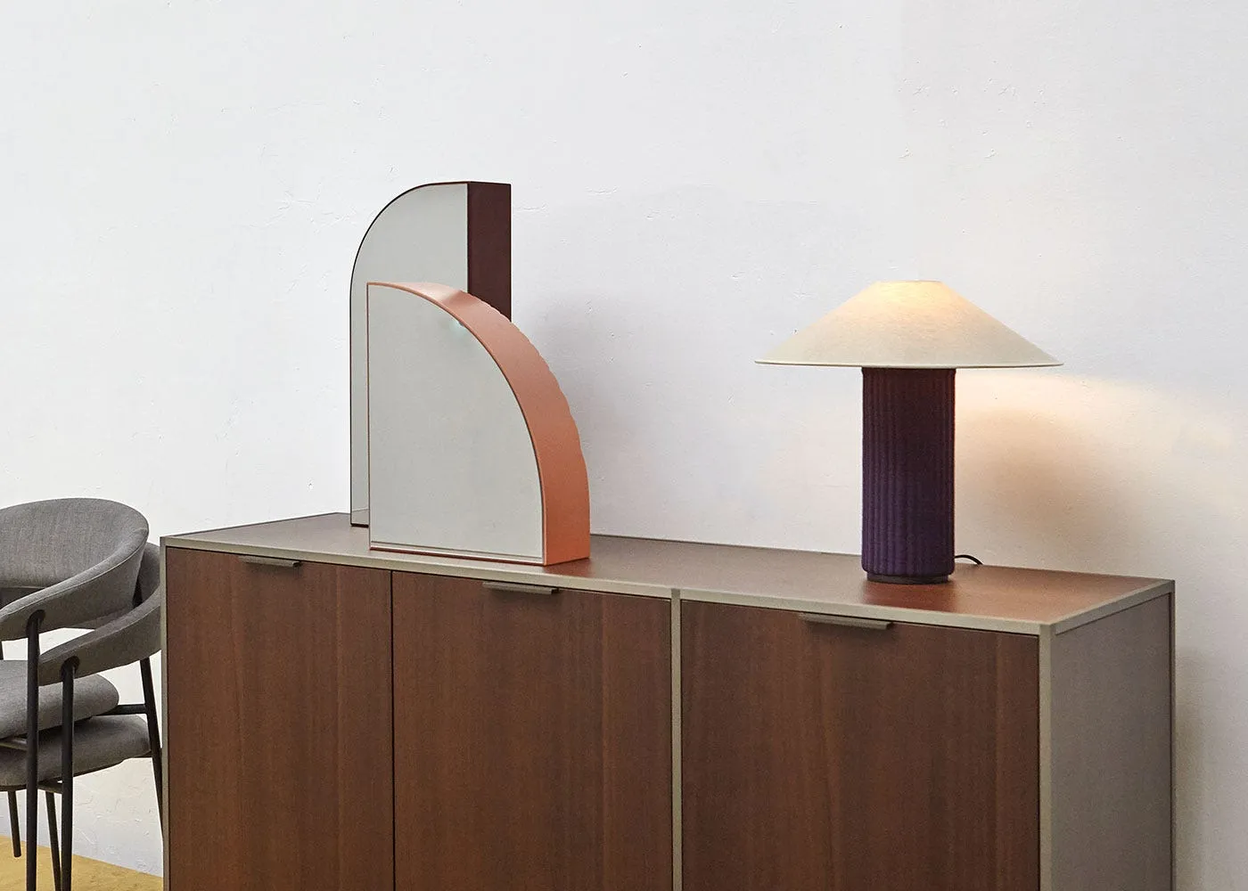 Ligne Roset Mojave Table Lamp Prune 3