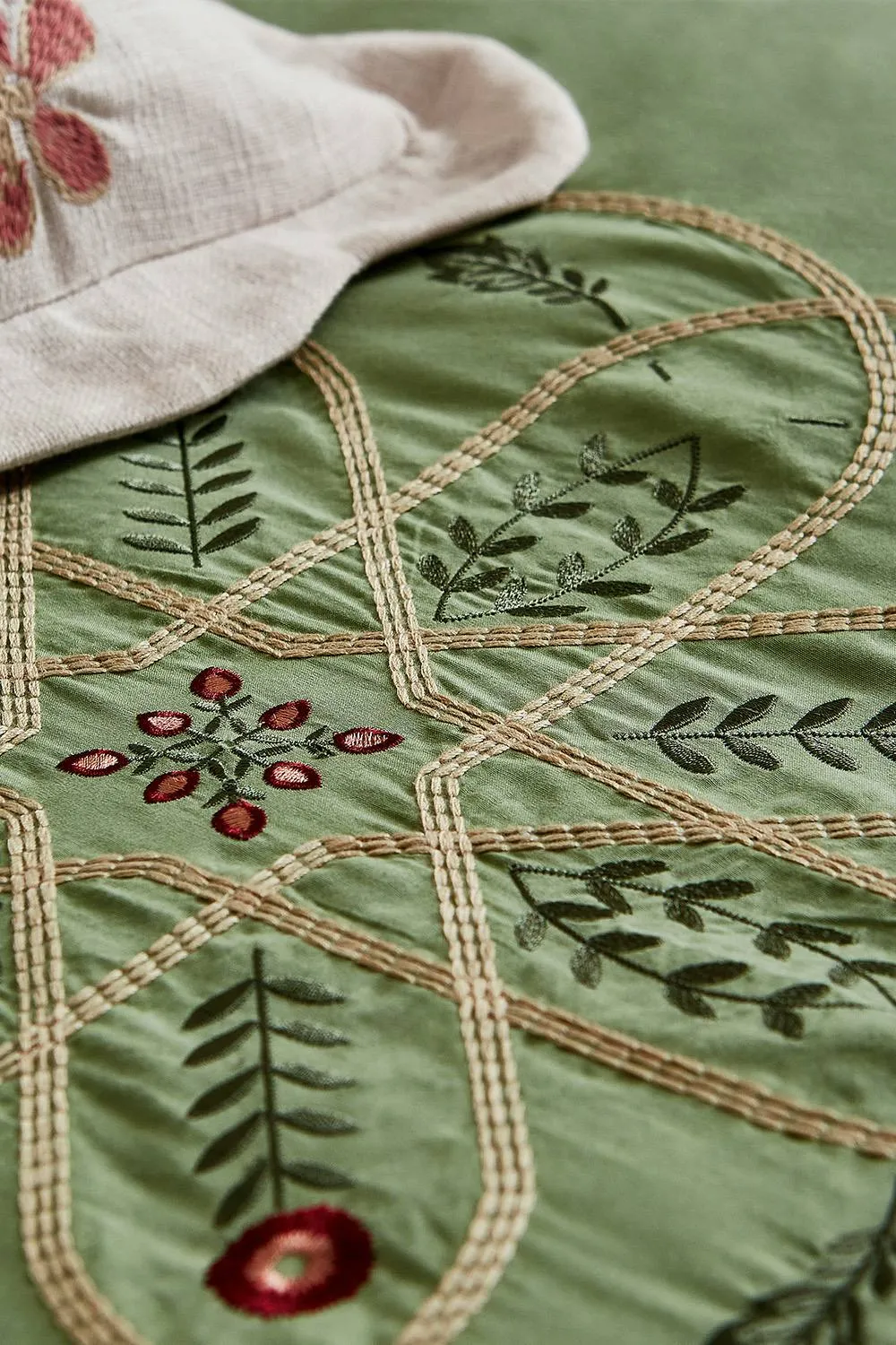 Morris & Co 'Brophy Embroidery Cotton' Duvet Cover Set in Green 5