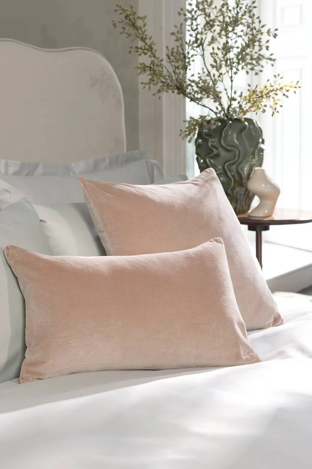 CHRISTY Luxury Filled Velvet 'Jaipur' Rectangle Cushions in Dusty Pink 4