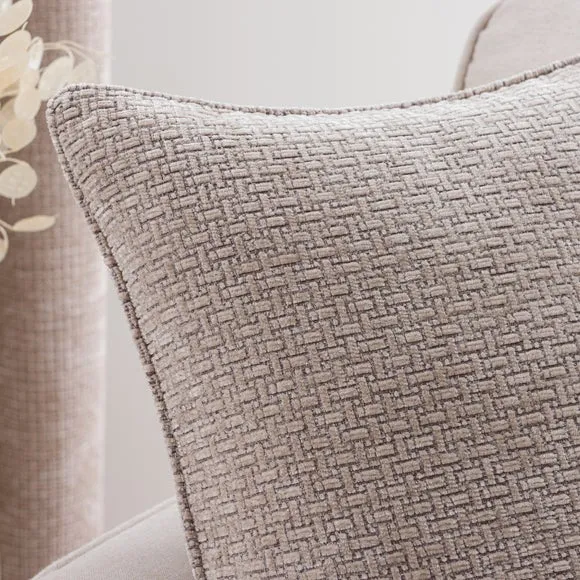 Alayna Chenille Square Cushion 2