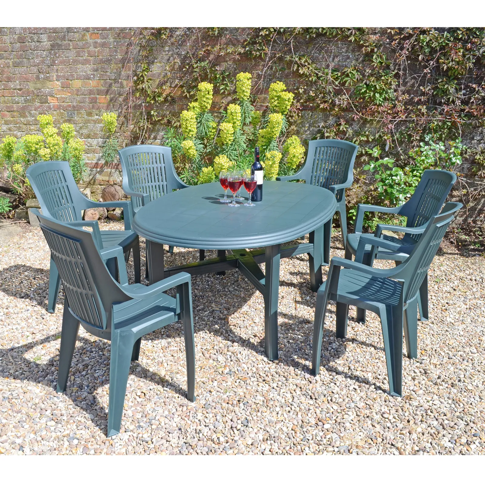 Trabella Teramo 6 Seater Dining Set Green