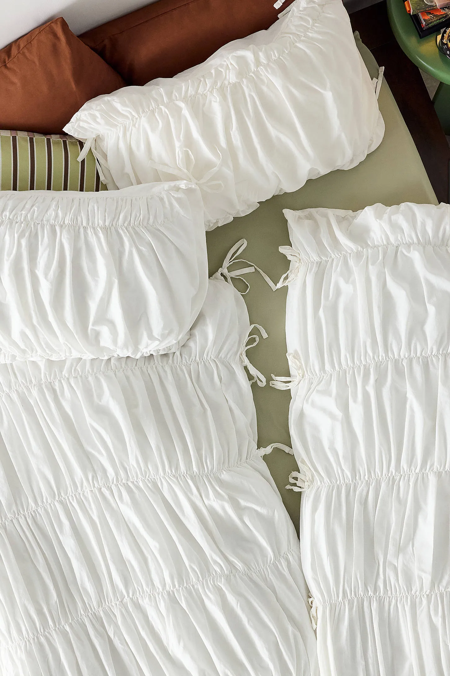 Cinched Duvet Set - White 5
