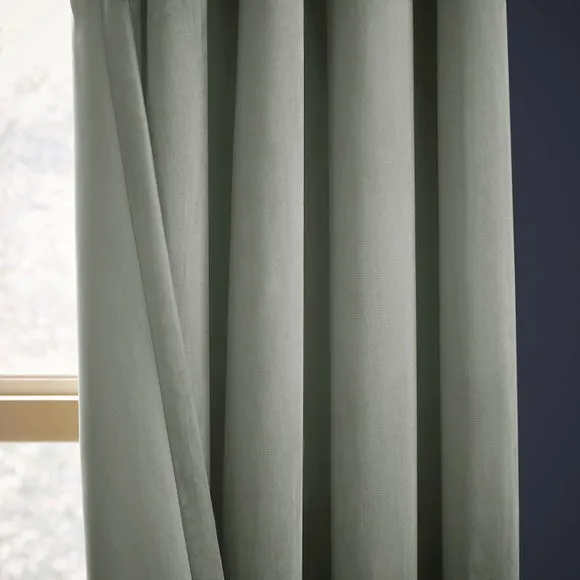Luxe Velour Eyelet Curtains (Blackout Available) 5