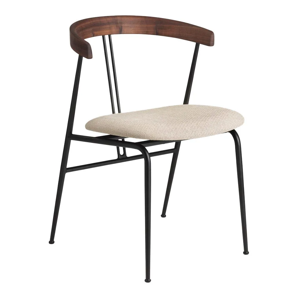 Gubi Violin Dining Chair with Seat in Tempt 61168 and Walnut Backrest 3