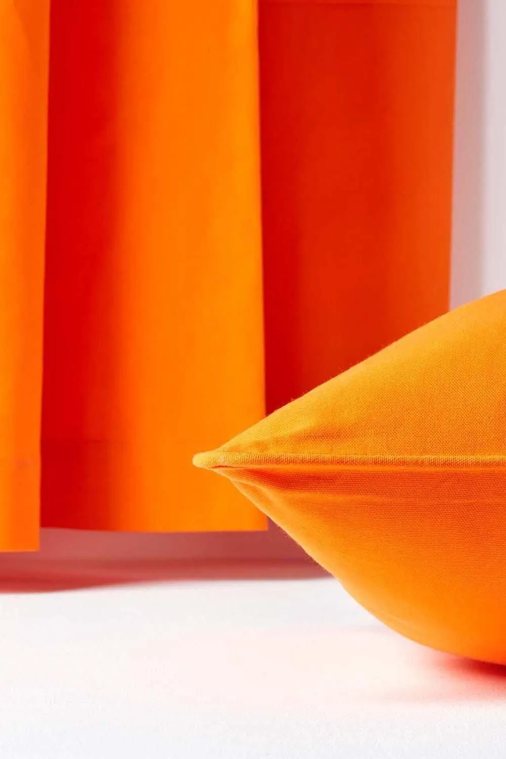 Homescapes Cotton Plain Cushion Cover in Orange 5