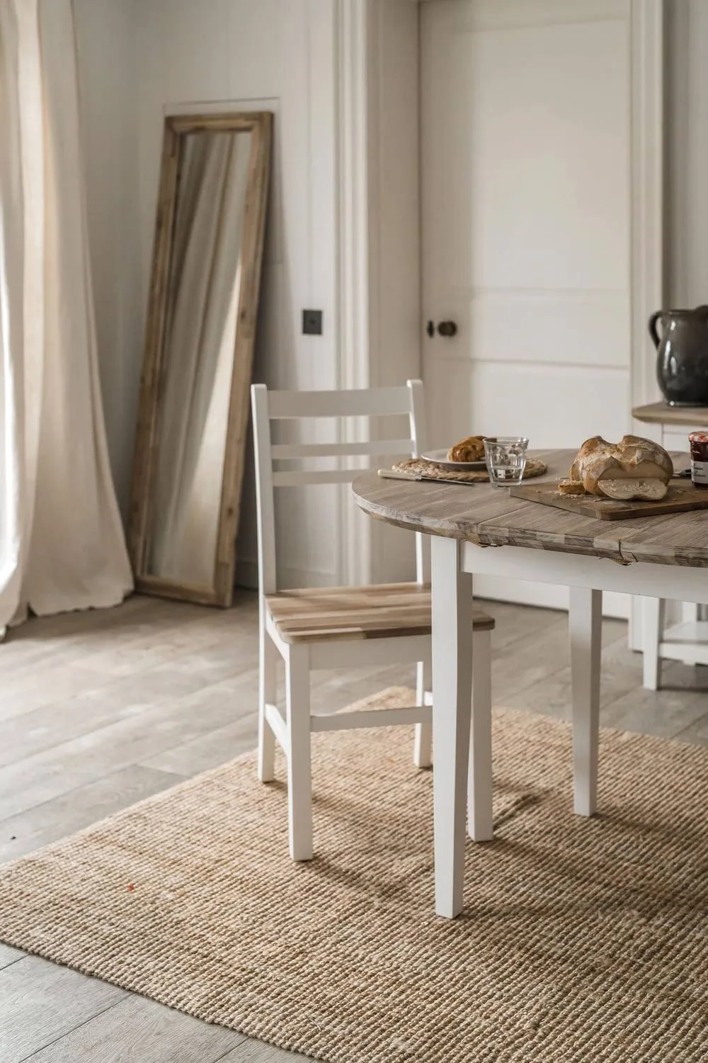 Statement Furniture Florence Country Style Wooden Chair in White 3