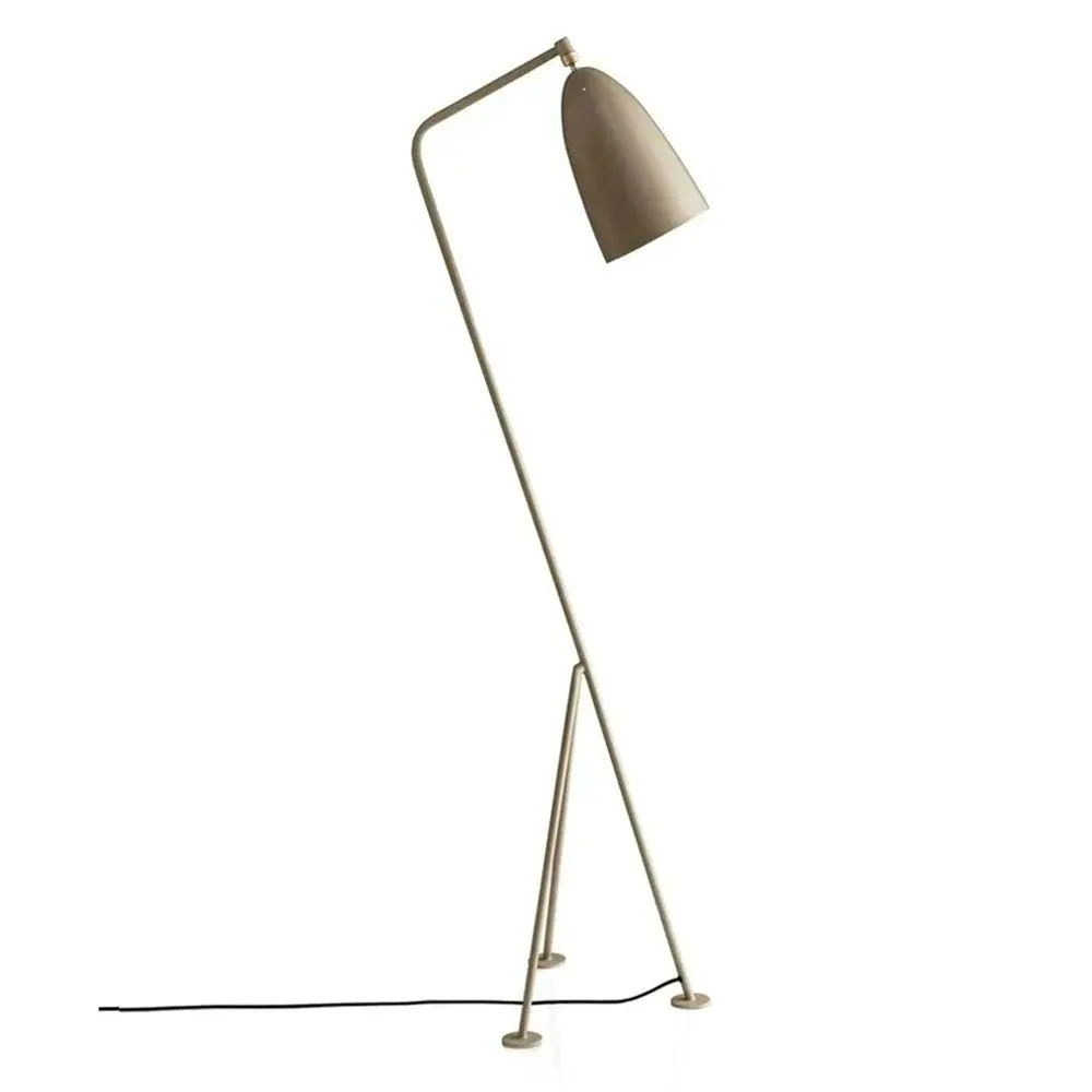 Gubi Grashoppa Floor Lamp Warm Grey 2