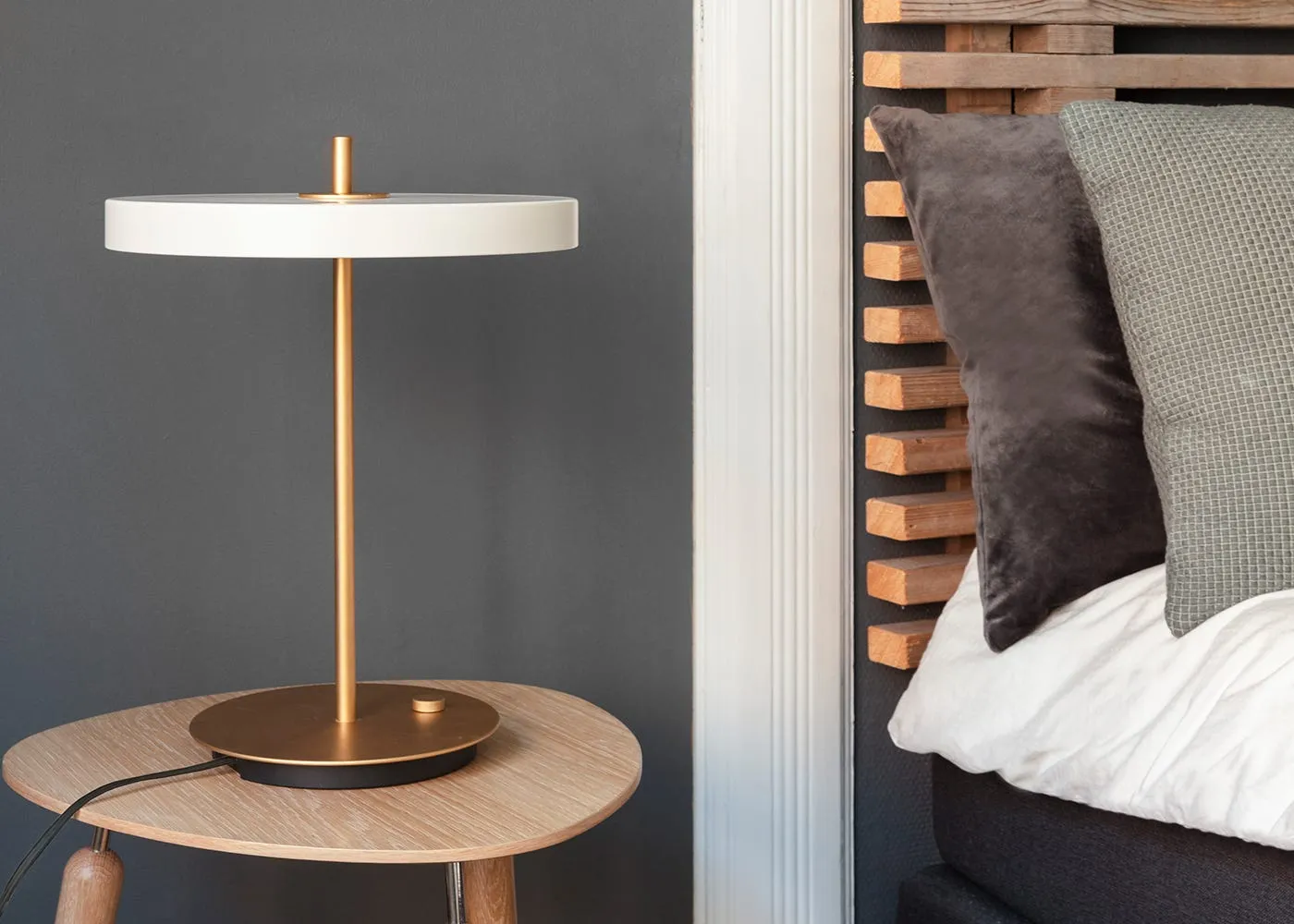 Umage Asteria LED Table Lamp Anthracite 3
