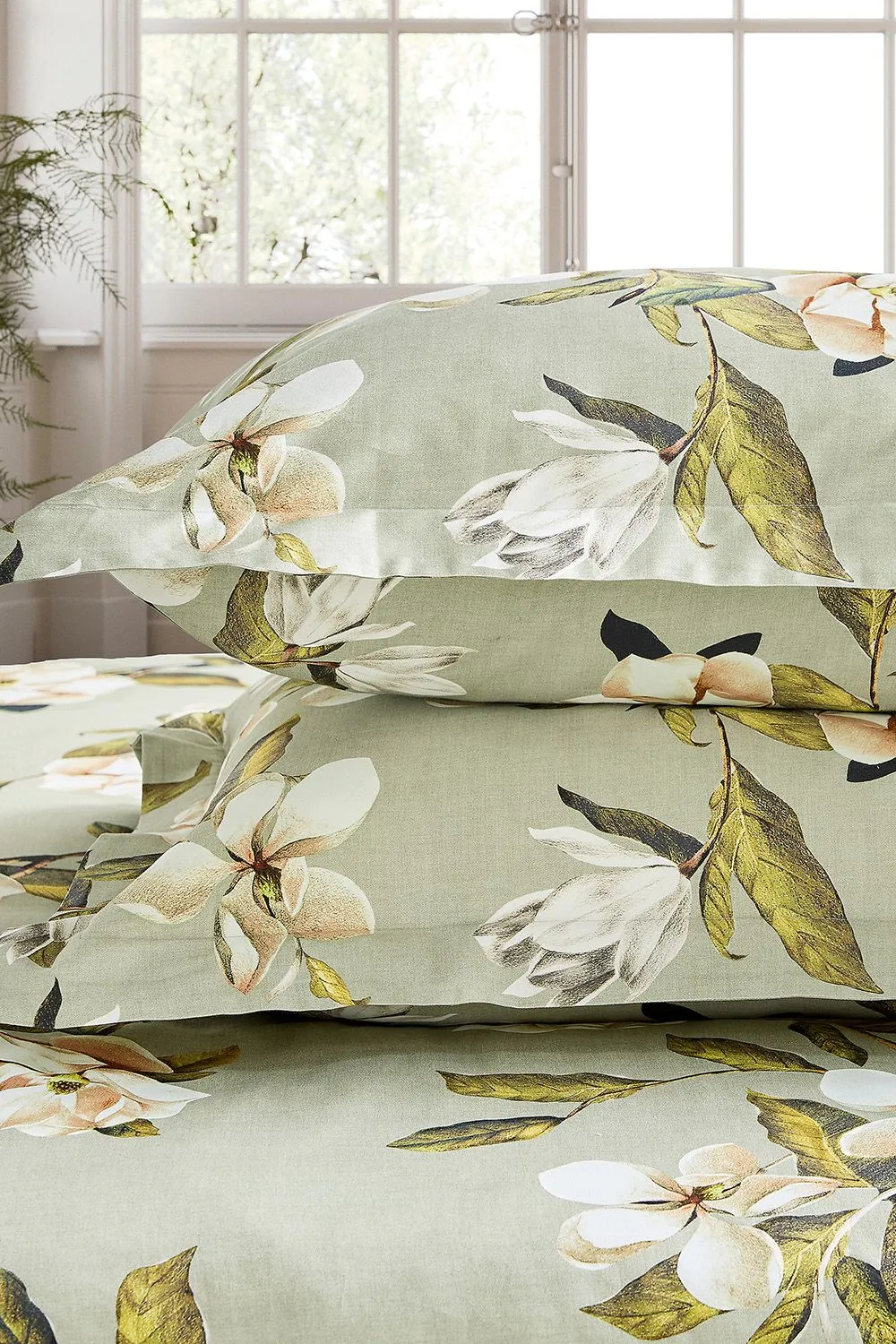Ted Baker 'Opal Floral' Cotton Duvet Cover Set in Green 5