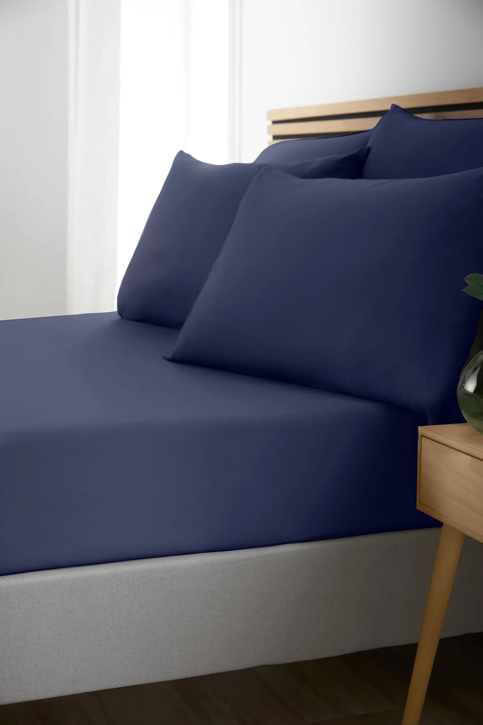 Catherine Lansfield So Soft Non-Iron Microfibre 30cm depth Fitted Sheet in Navy 1