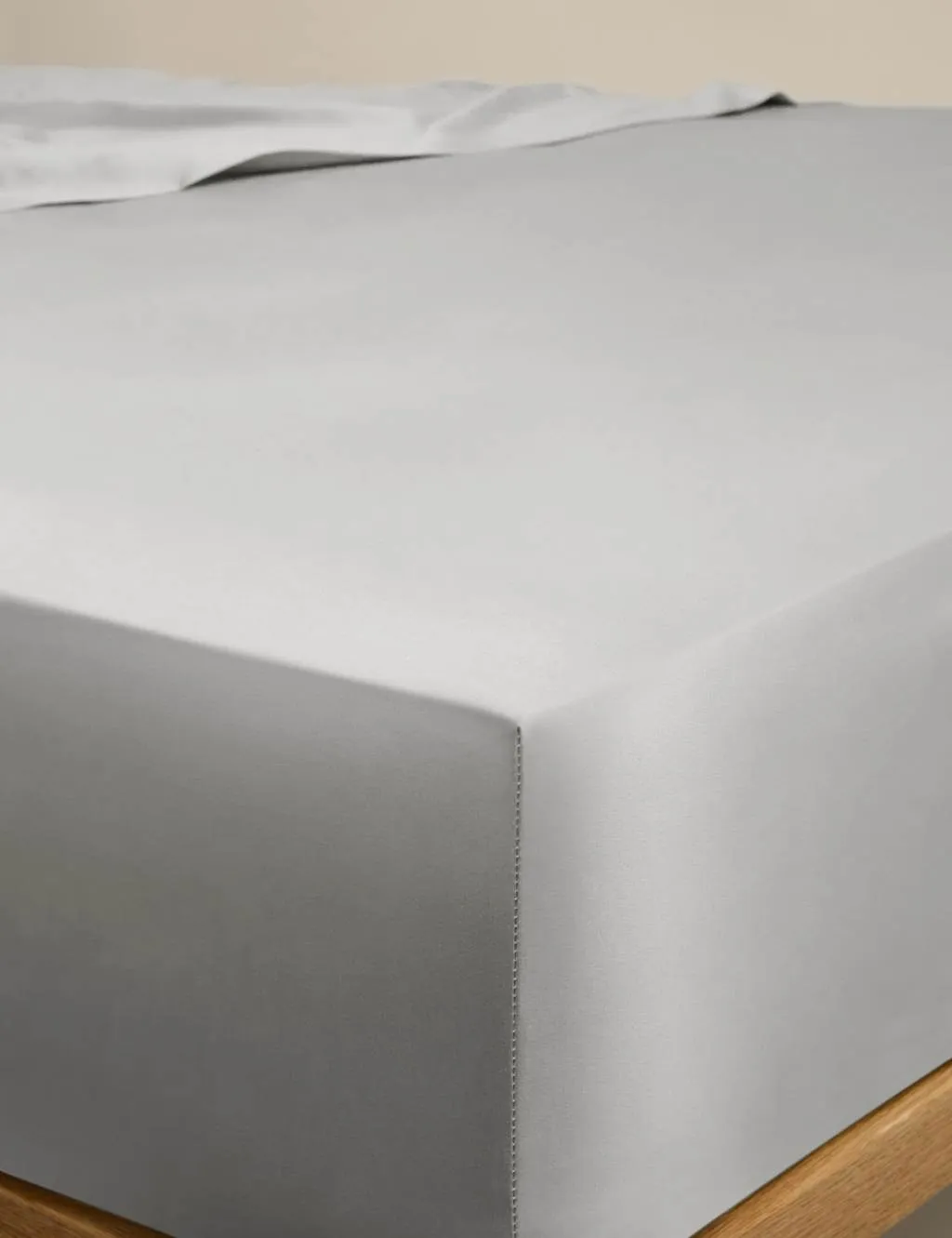 M&S Egyptian Cotton 400 Thread Count Silky StayPut Fitted Sheet Dove