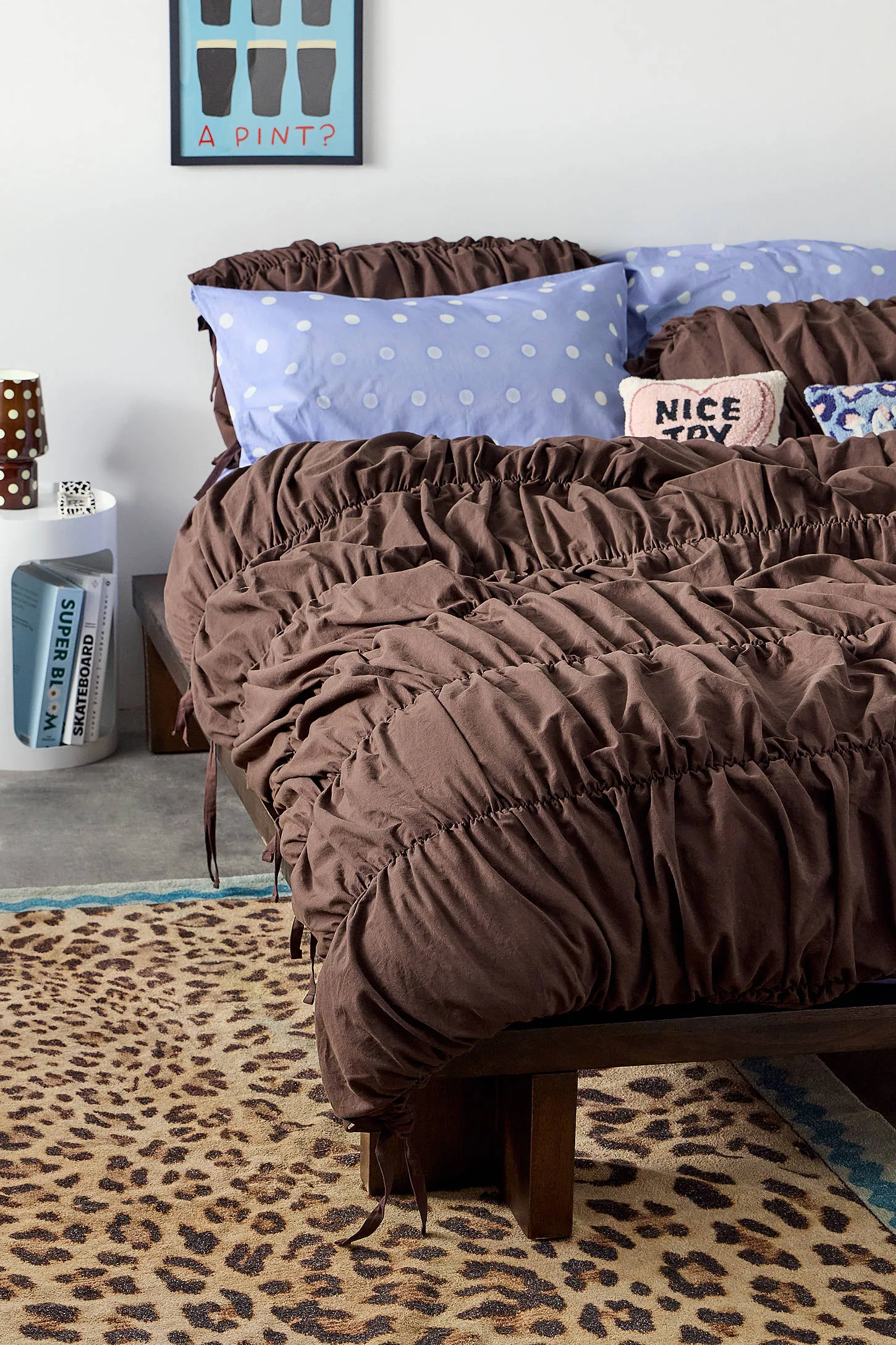 Cinched Duvet Set - Brown 3