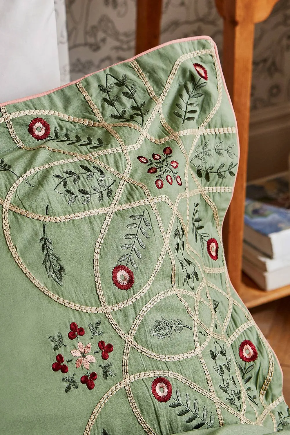 Morris & Co 'Brophy Embroidery Cotton' Duvet Cover Set in Green 4