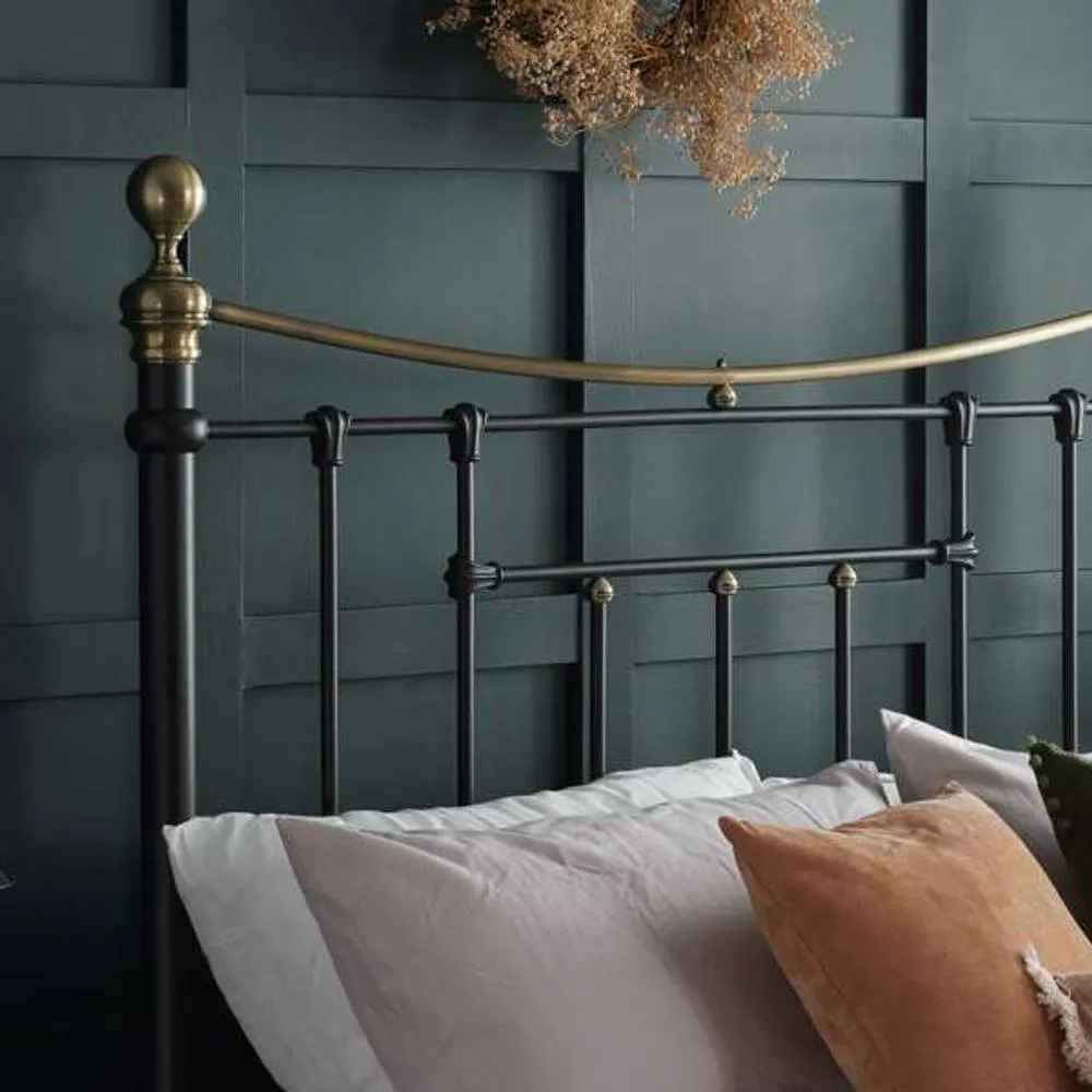 Birlea Bronte Bed in Black 2
