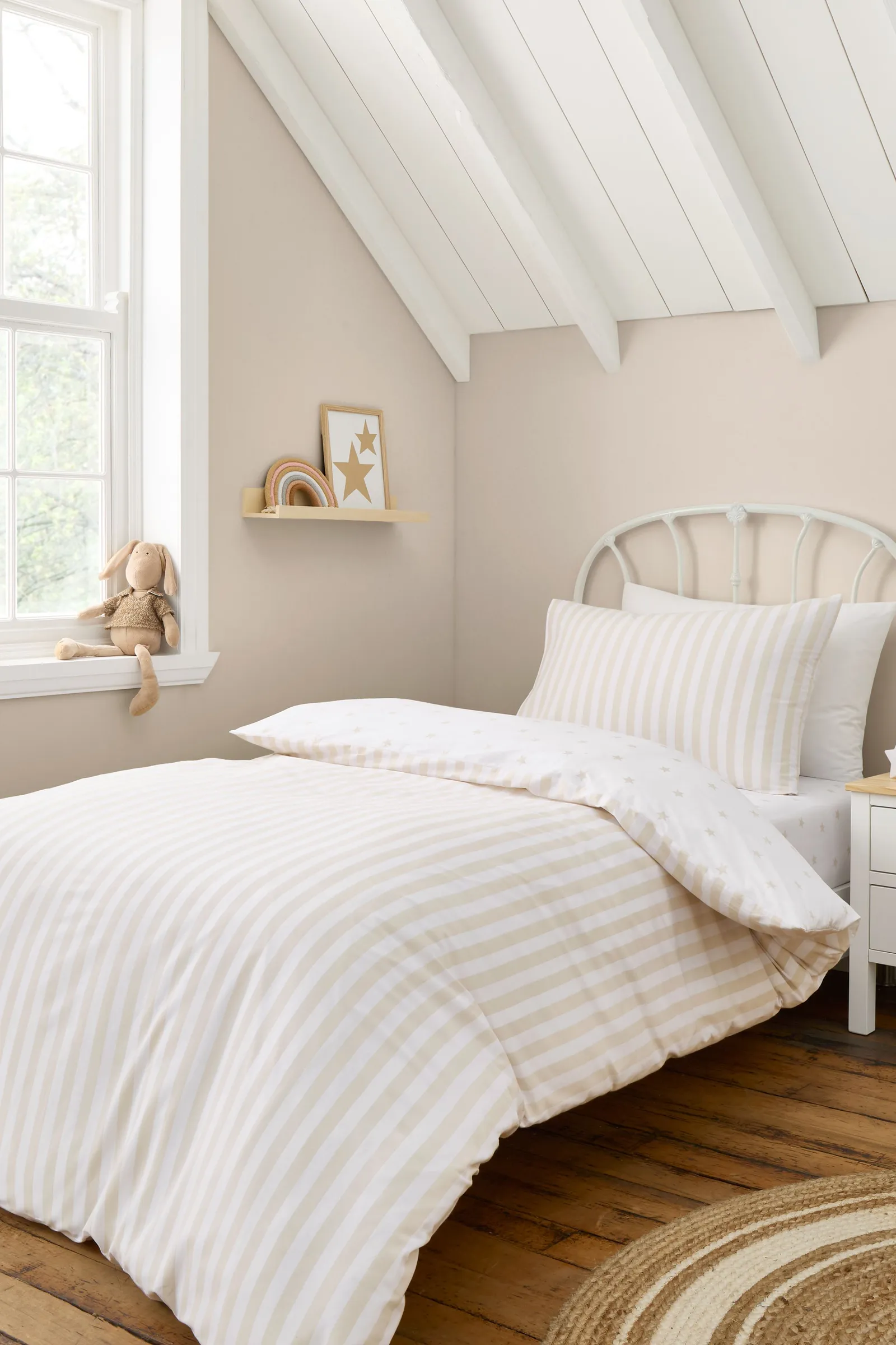 Bianca 'Mini Star & Stripes' Reversible Cotton Duvet Cover Set in Natural 2