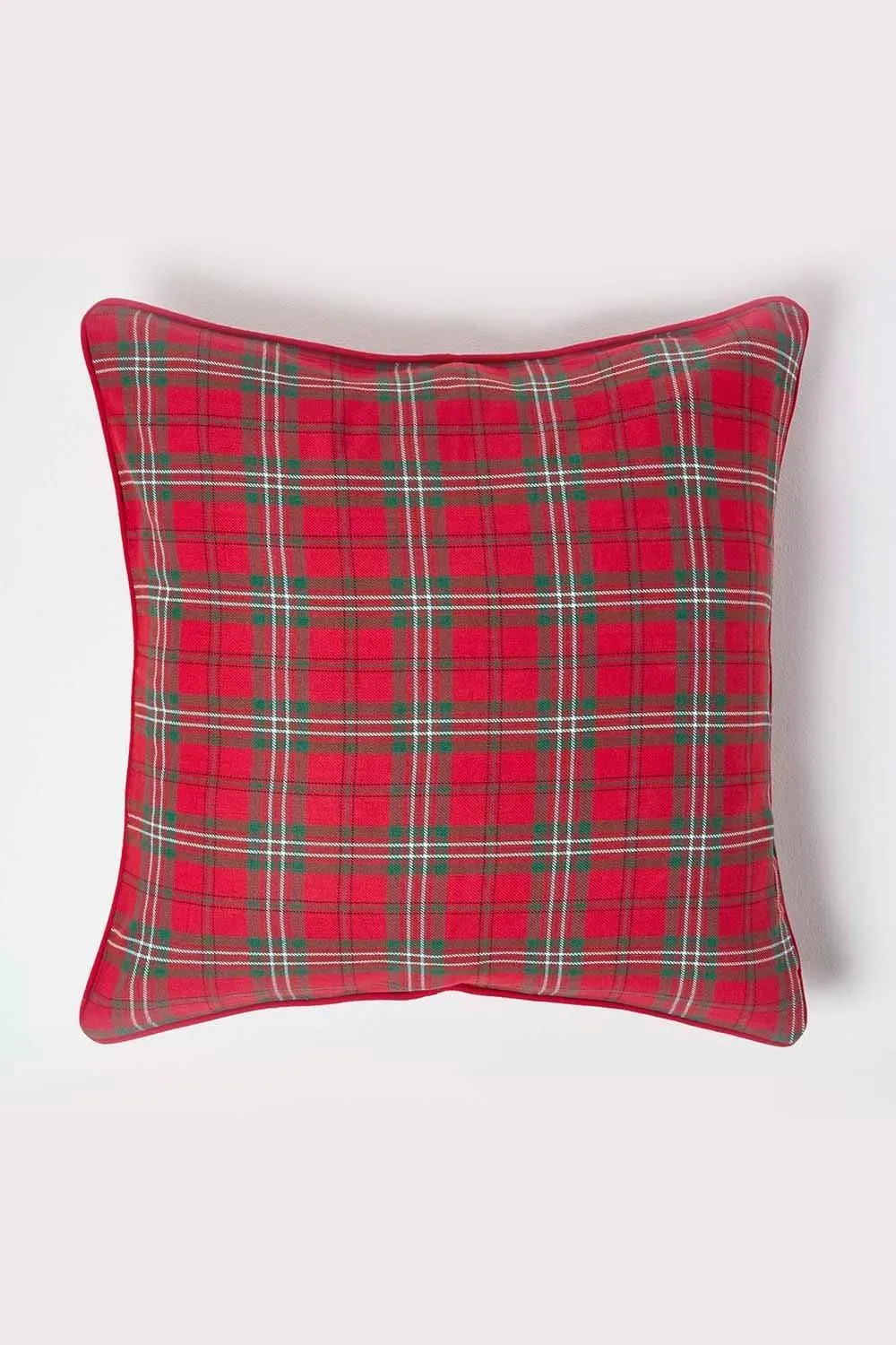 Homescapes Cotton Tartan Cushion Cover in Red 1