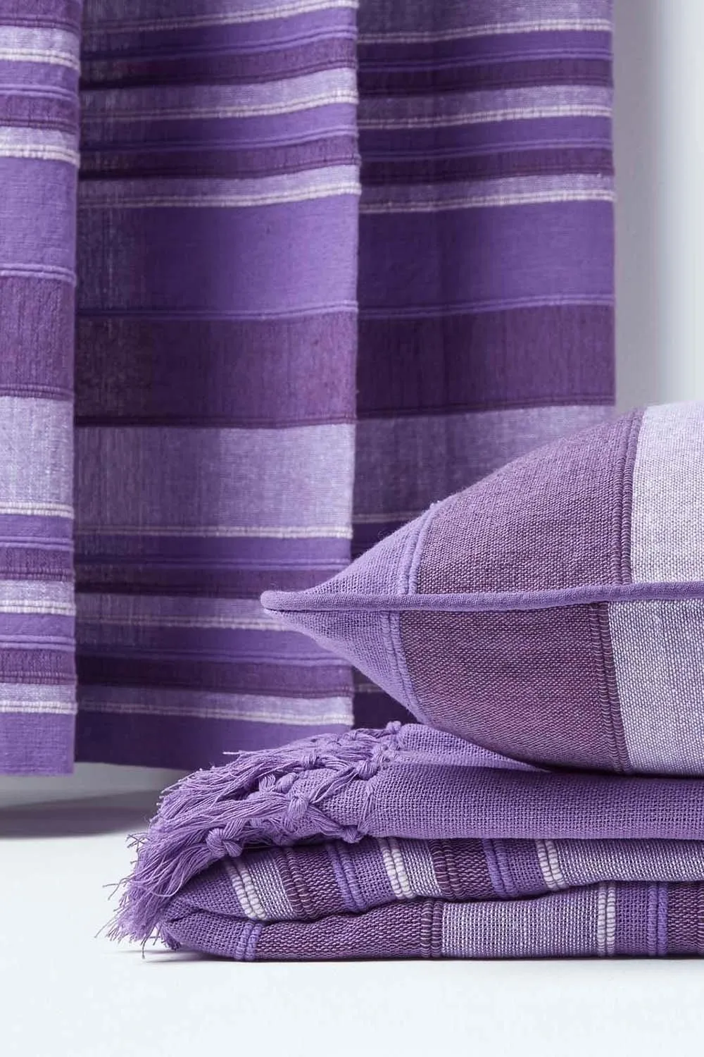 Homescapes Cotton Striped Morocco Cushion Cover in Mauve 5