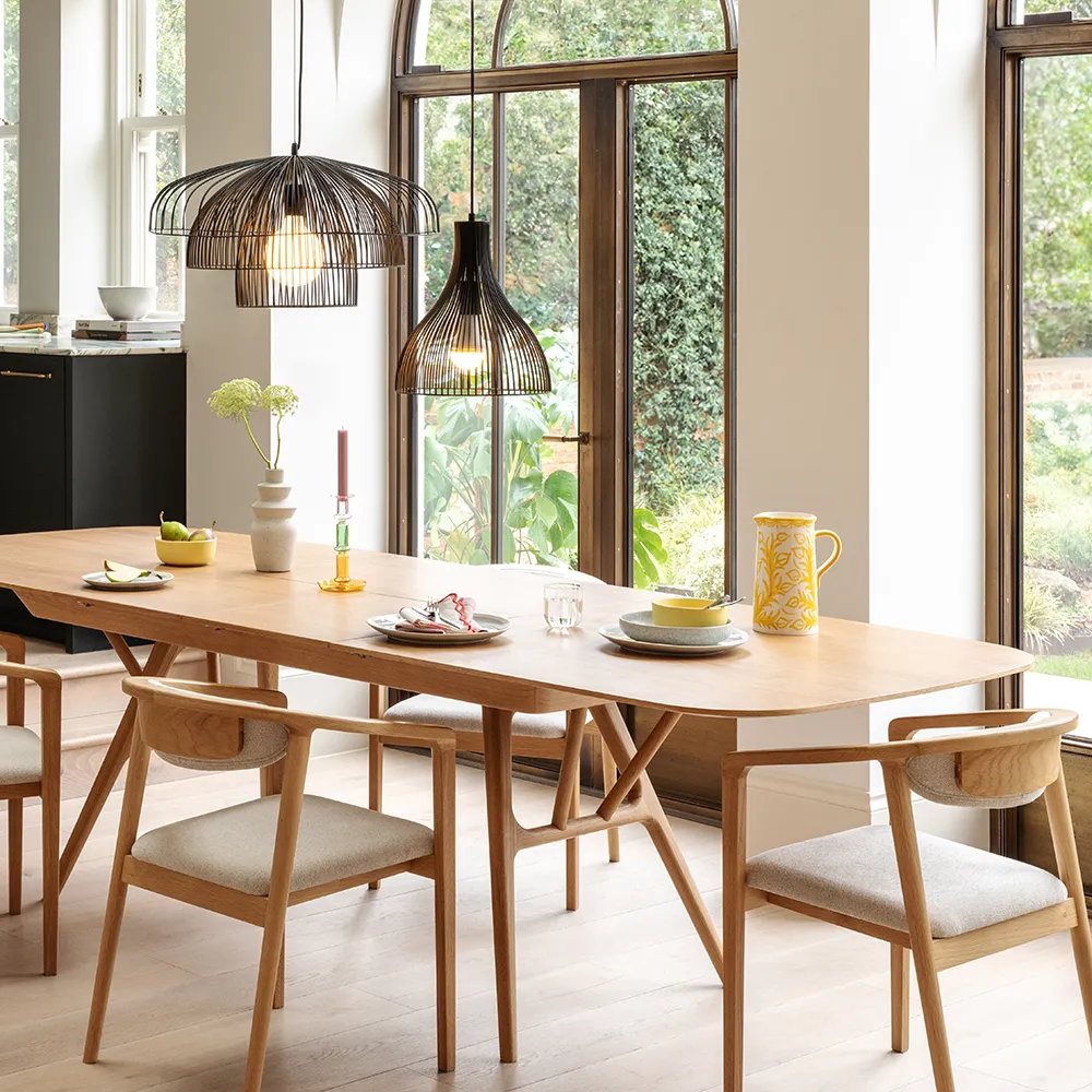 Heal's Anais Extending Dining Table in Oak 4