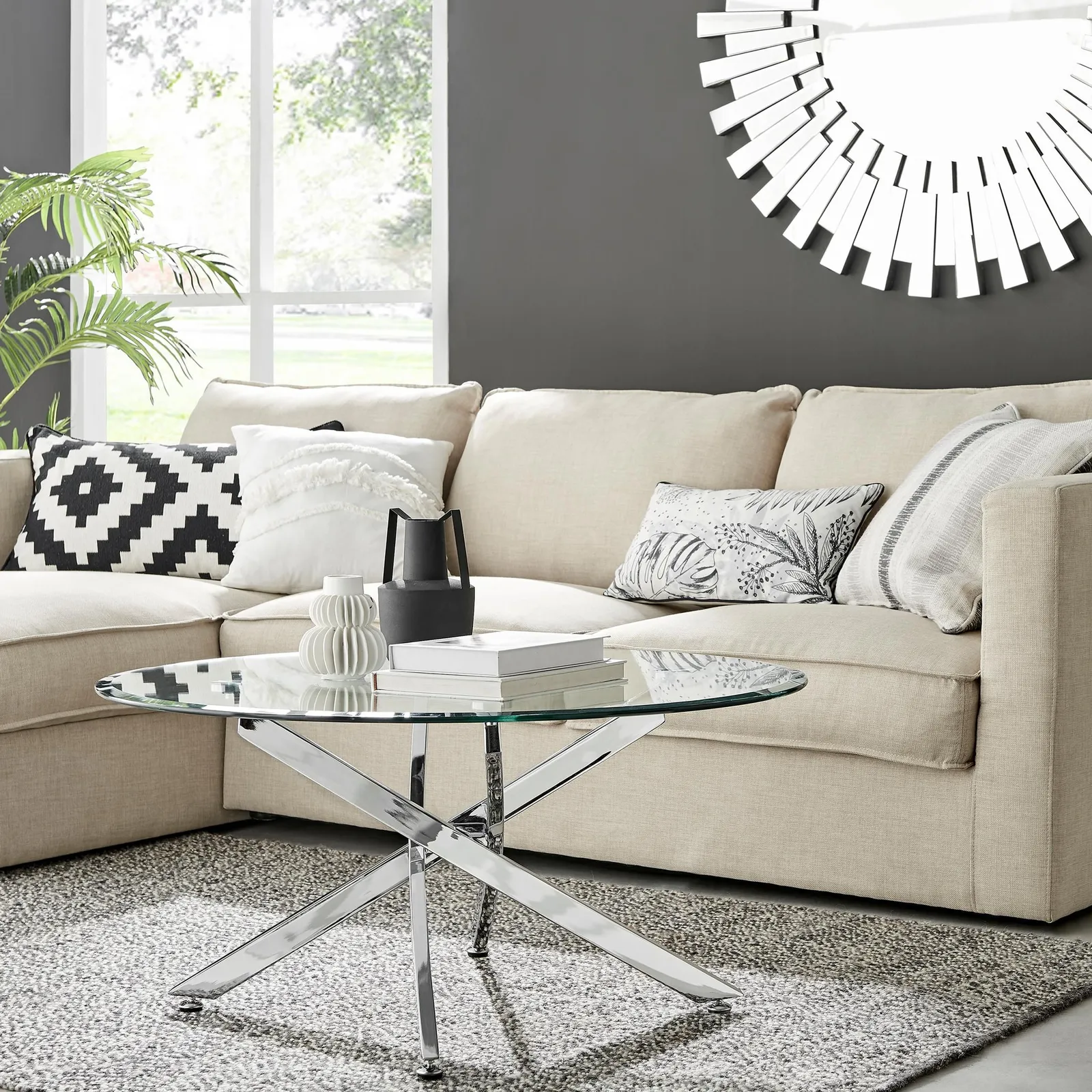 FurnitureboxUK Novara Round Glass Coffee Table with Angled Starburst Metal Legs for Modern Glam Minimalist Living Room in Silver