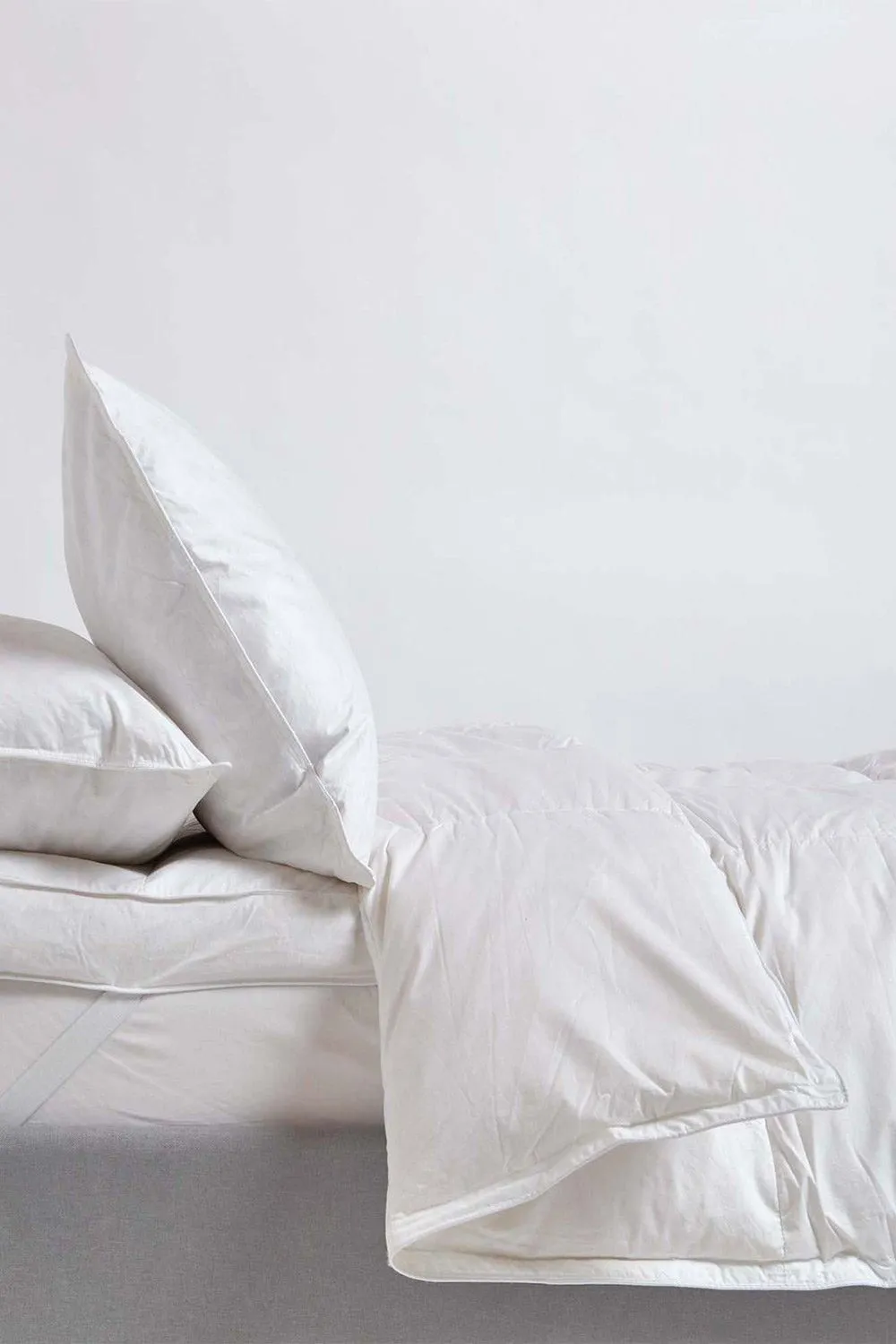 Homescapes Luxury White Duck Down 13.5 Tog Winter Duvet 3