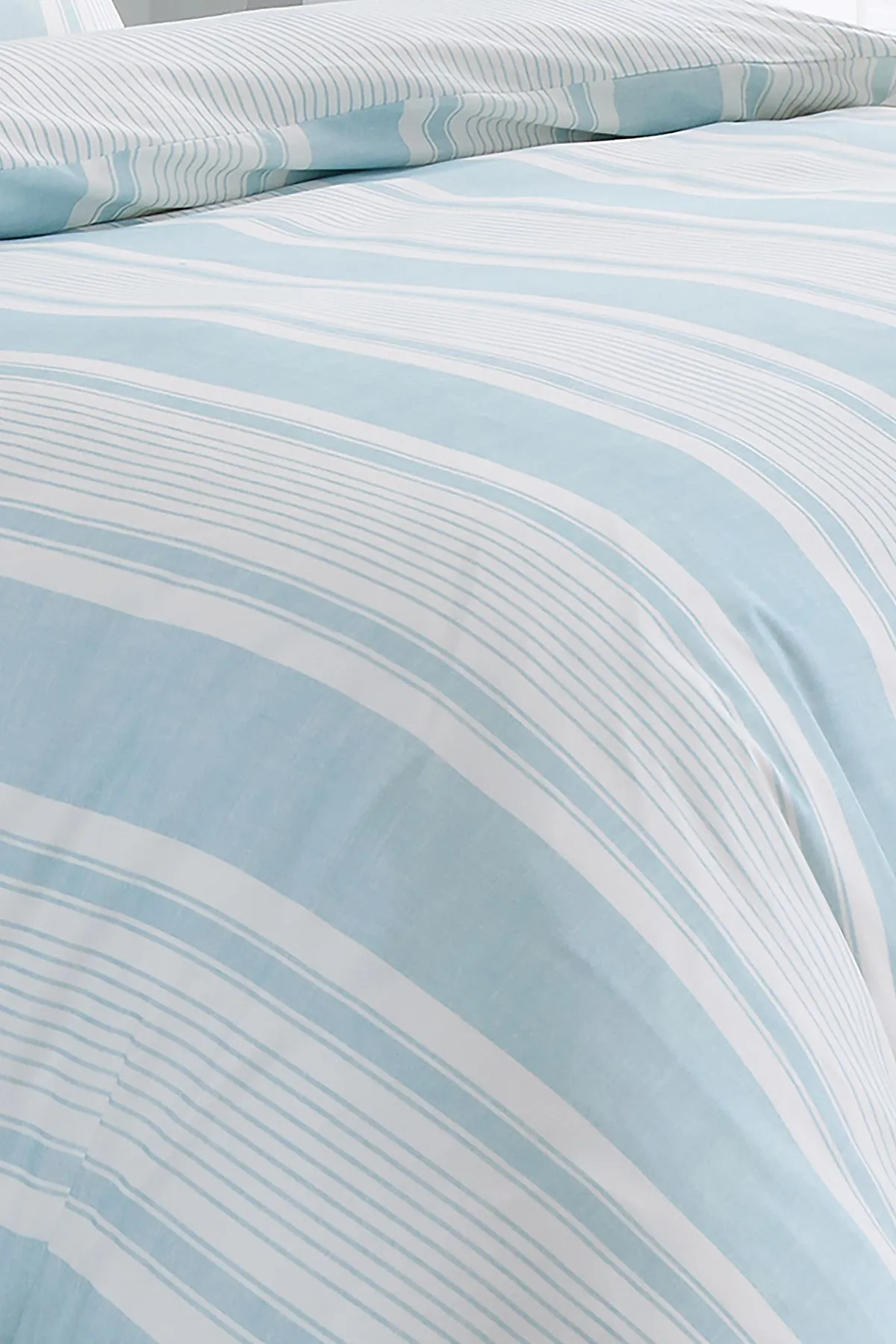 Dreams & Drapes 'Finlay Stripe' Easy Care Striped Duvet Cover Set in Blue 3