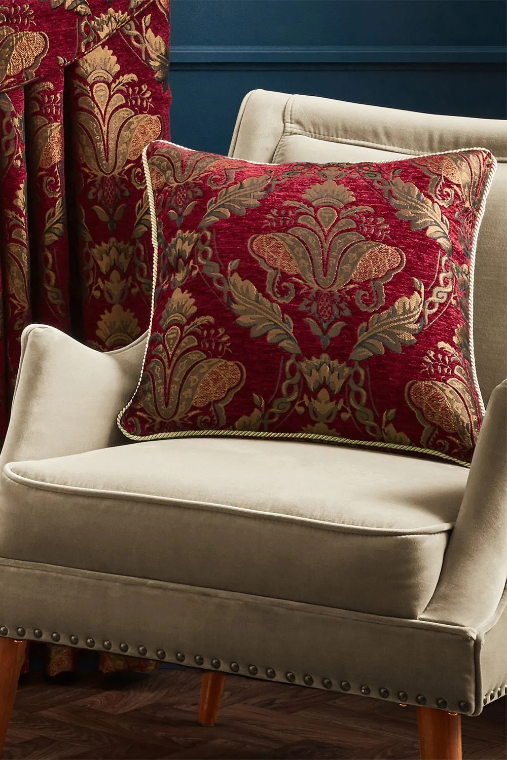 Paoletti Shiraz Traditional Jacquard Pipe Trimmed Large Cushion in Burgundy 3