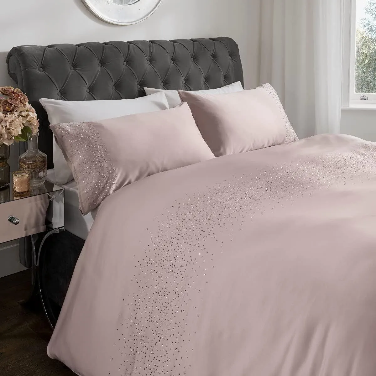 Smart Living Luxury Hotel Quality Diamonte Embellished Duvet Cover with Pillowcases in Pink 4