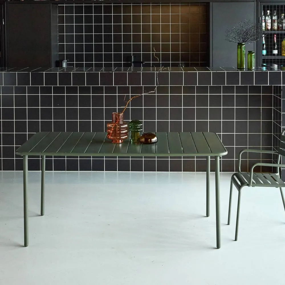sweeek 6-8 seater rectangular steel garden table in Khaki 4