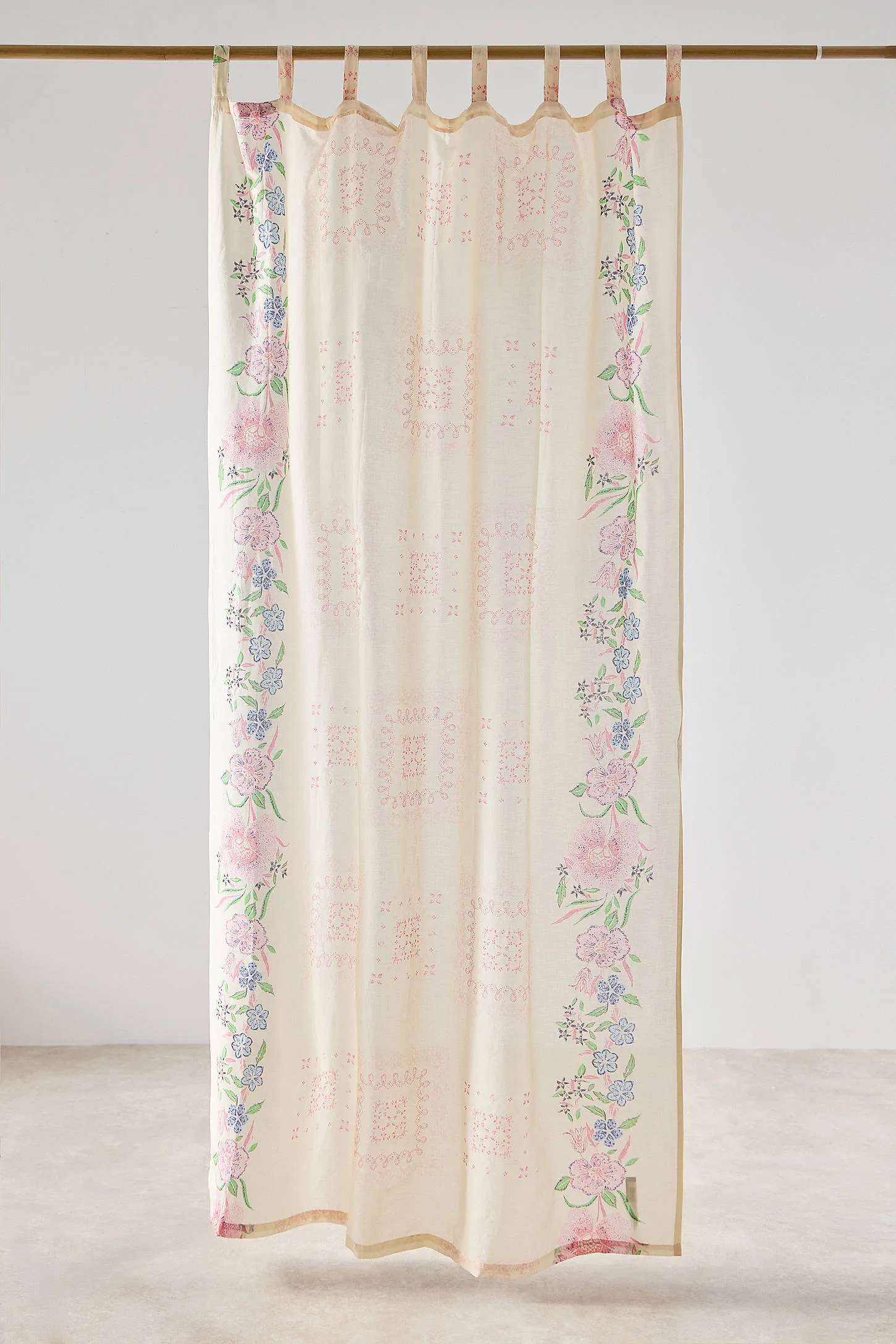 Larmie Curtain - Pink 2