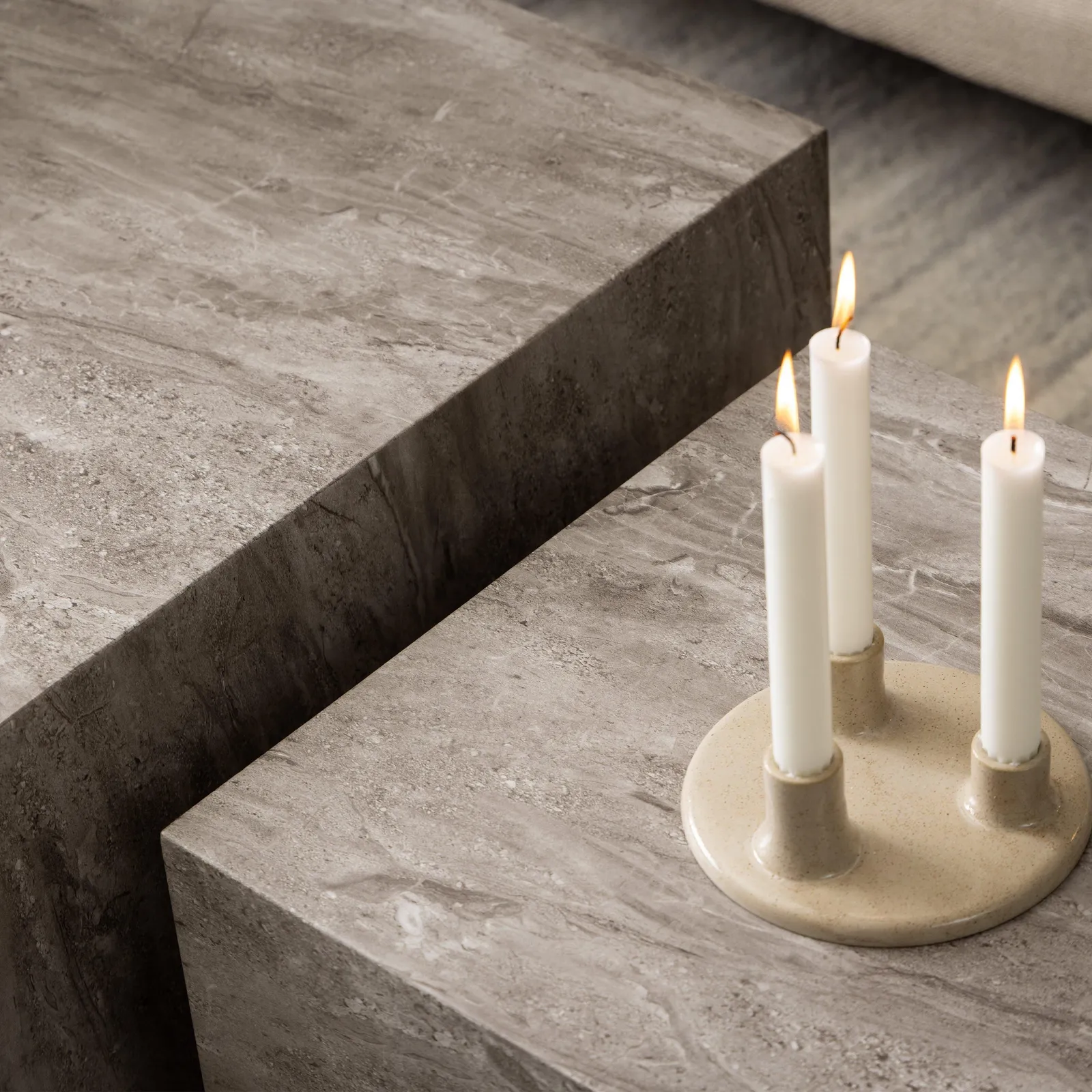 Furniture To Go Dice Coffee Table Set in Grey Marble 4