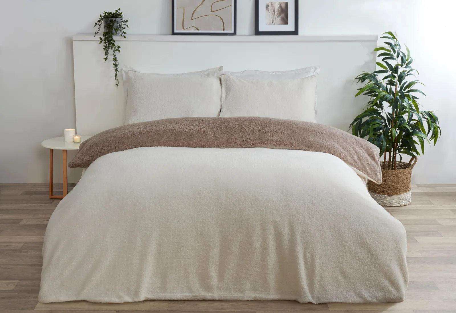 Smart Living Luxury Super Soft & Reversible Teddy Fleece Duvet Cover & Pillowcase in Cream