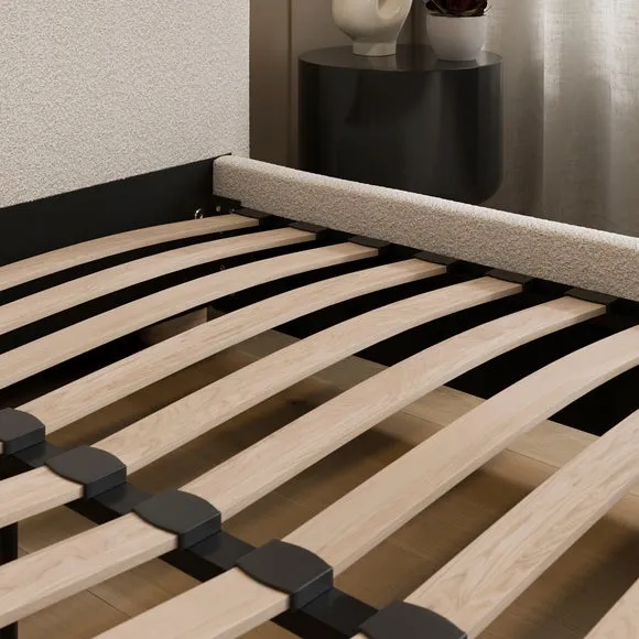 Squidge Boucle Bed 4