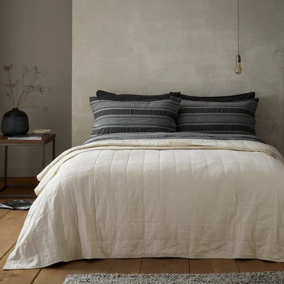 Beaulieu 100% Cotton Bedspread 1