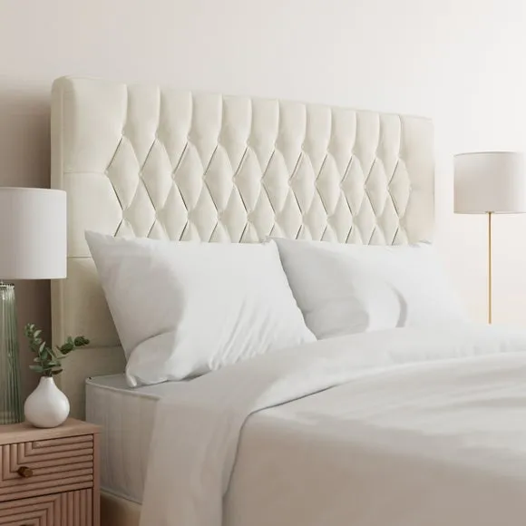 Luxury Linen Chesterfield Headboard 1