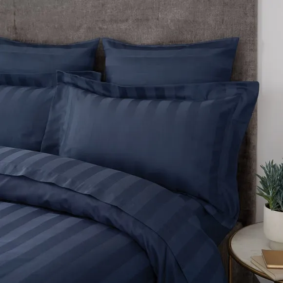 Hotel Stripe 230 Thread Count 100% Cotton Oxford Pillowcase