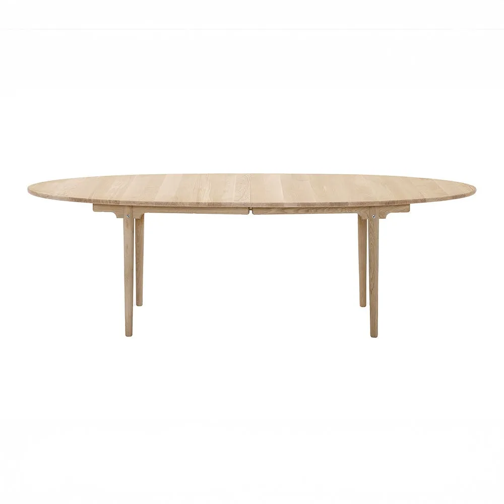 Carl Hansen & Son CH339 Dining Table Soaped Oak 240 x 115cm 3